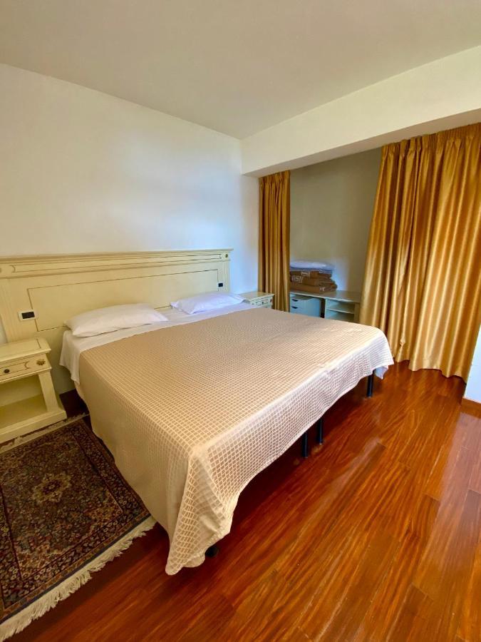Camere Al Veliero Gardone Riviera Eksteriør billede