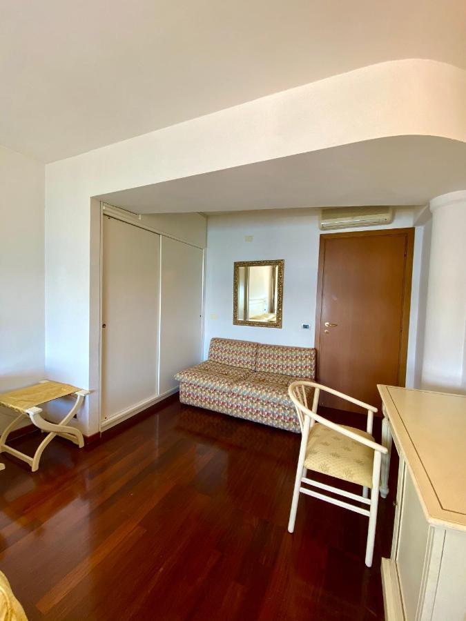 Camere Al Veliero Gardone Riviera Eksteriør billede