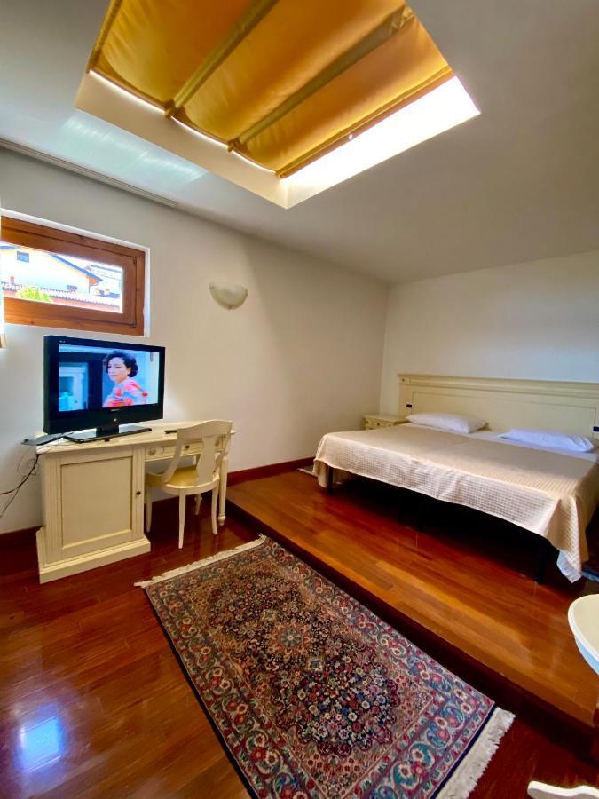 Camere Al Veliero Gardone Riviera Eksteriør billede