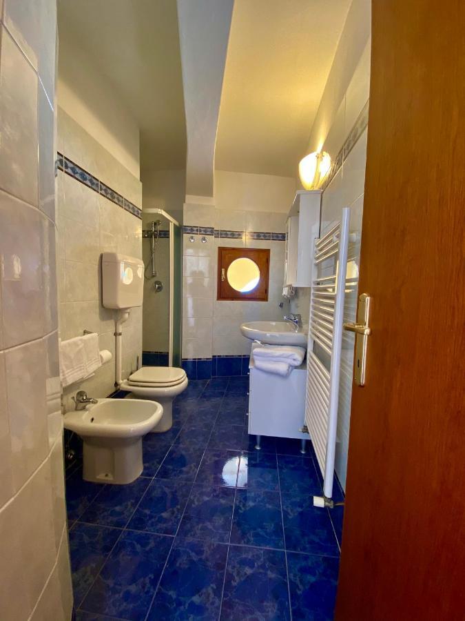 Camere Al Veliero Gardone Riviera Eksteriør billede